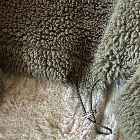 Topshop Olive Teddy Jacket - Picture 2 of 6